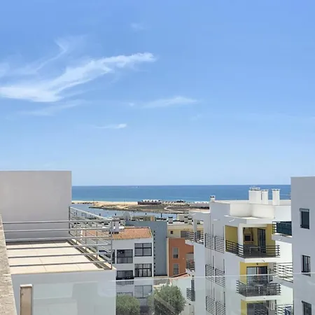 Nova Terrace, Private Garage&seaview Flat *